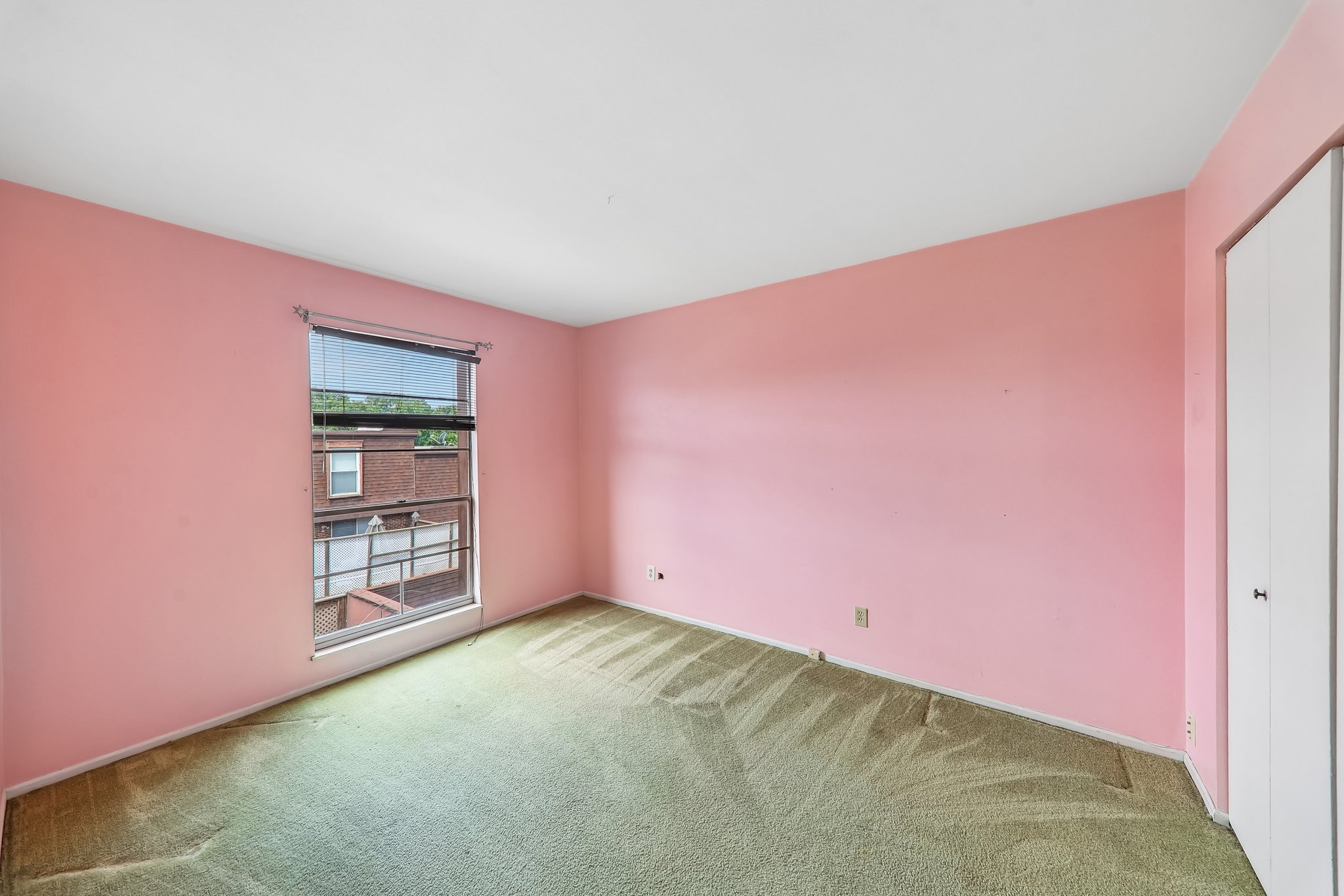 13484 Coliseum Dr-S2705-022.jpg