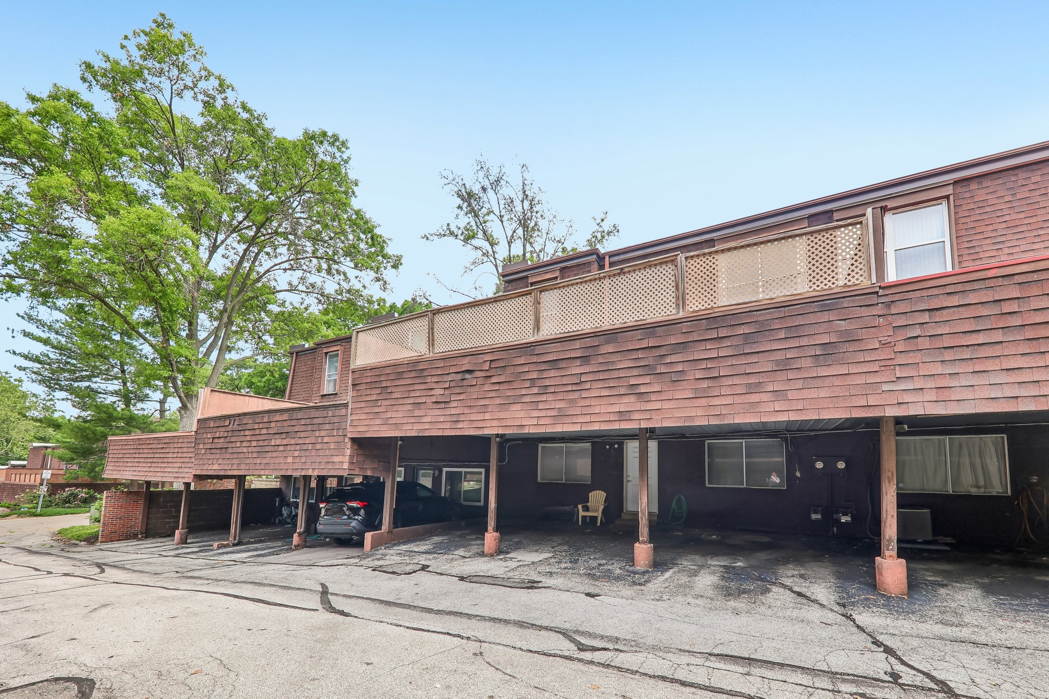 13484 Coliseum Dr-S2705-038.jpg