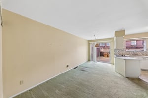 13484 Coliseum Dr-S2705-006.jpg