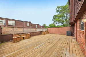 13484 Coliseum Dr-S2705-035.jpg