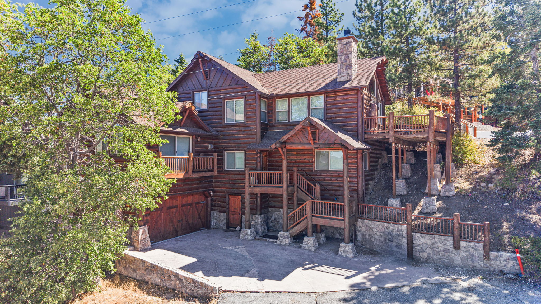 1349 Lassen Dr