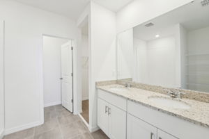 Tampa - Reserve at Van Oaks - Lot 0056- 1349 Oak Valley Drive, Auburndale, FL 33823-021