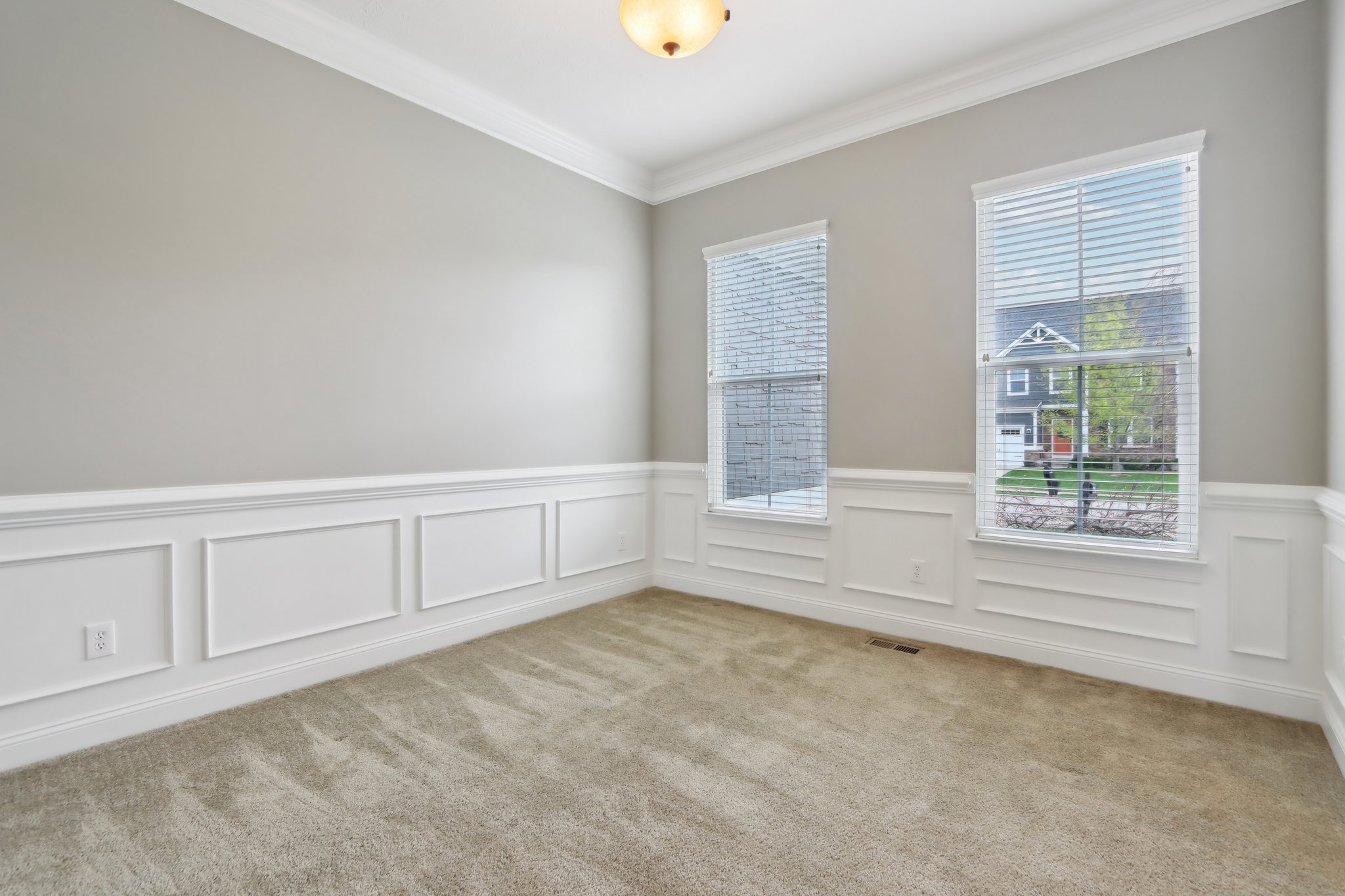 Moorcroft Dr-1404-022.jpg