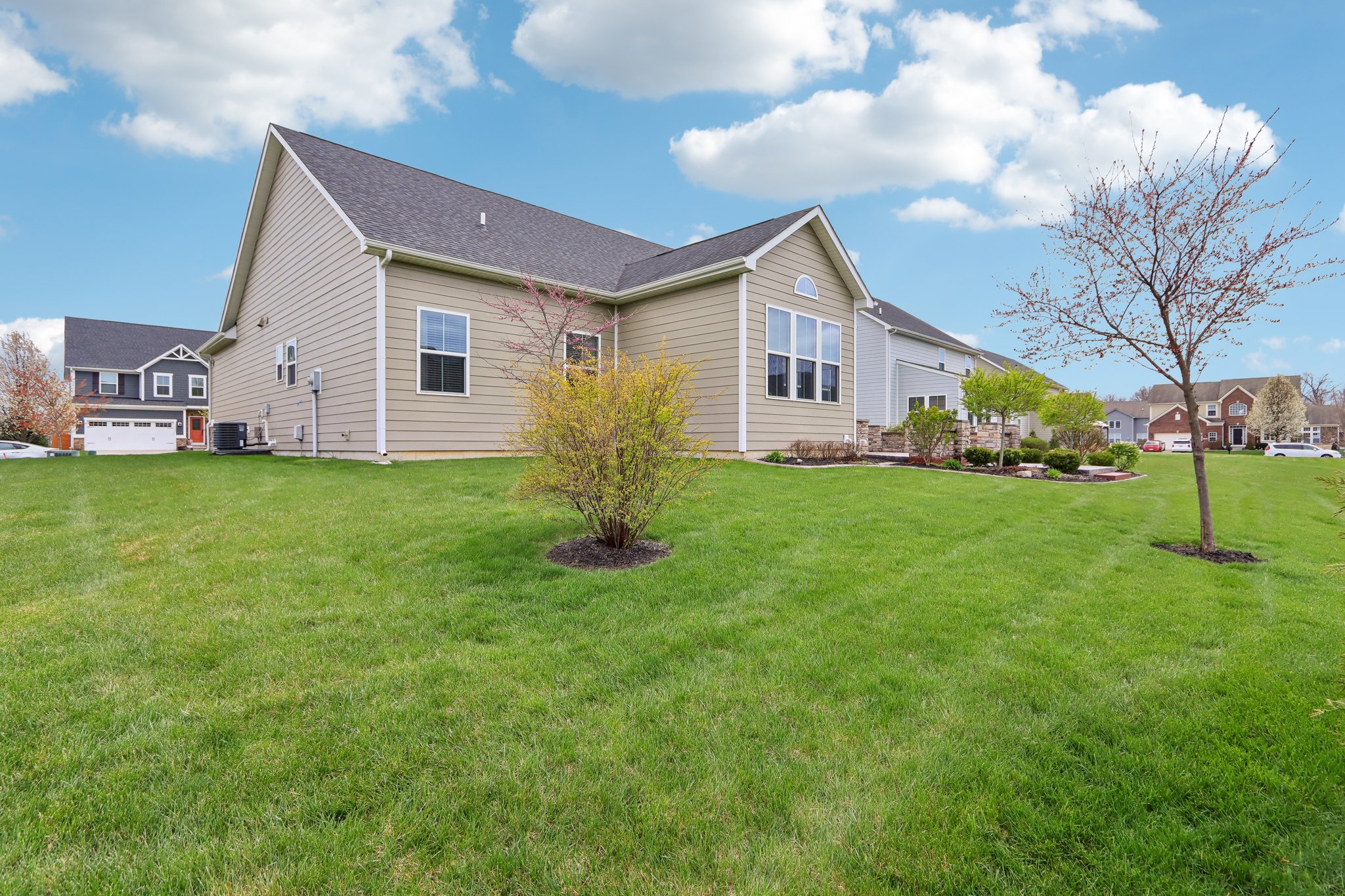 Moorcroft Dr-1404-039.jpg