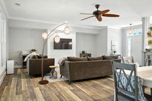  Photo 23