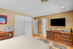  Photo 47