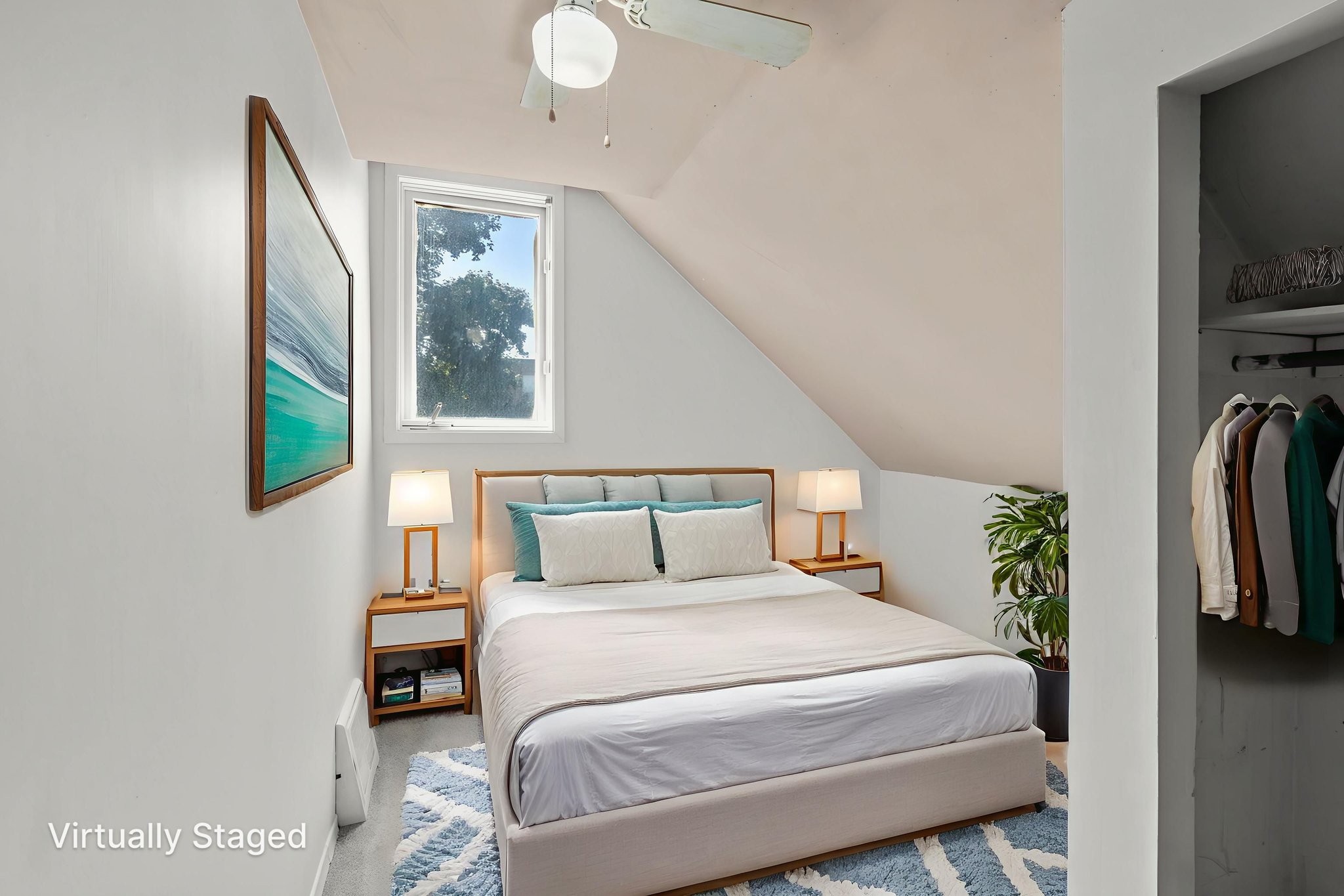 DSC03003 virtually staged.jpeg