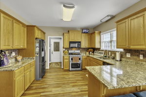  Photo 10