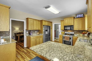  Photo 11