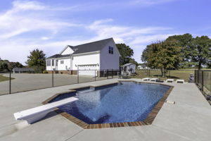  Photo 31