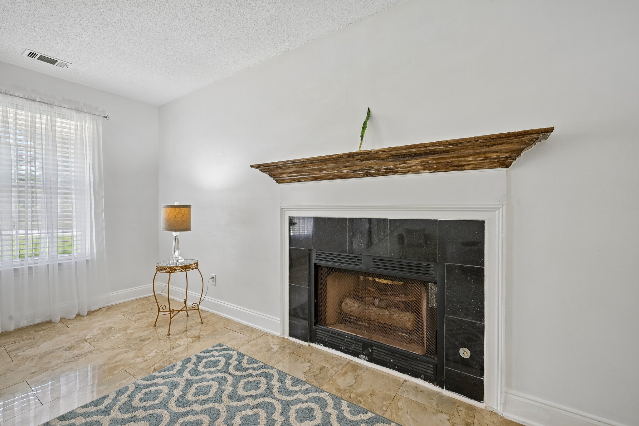 Creekview Dr-S2208-014.jpg