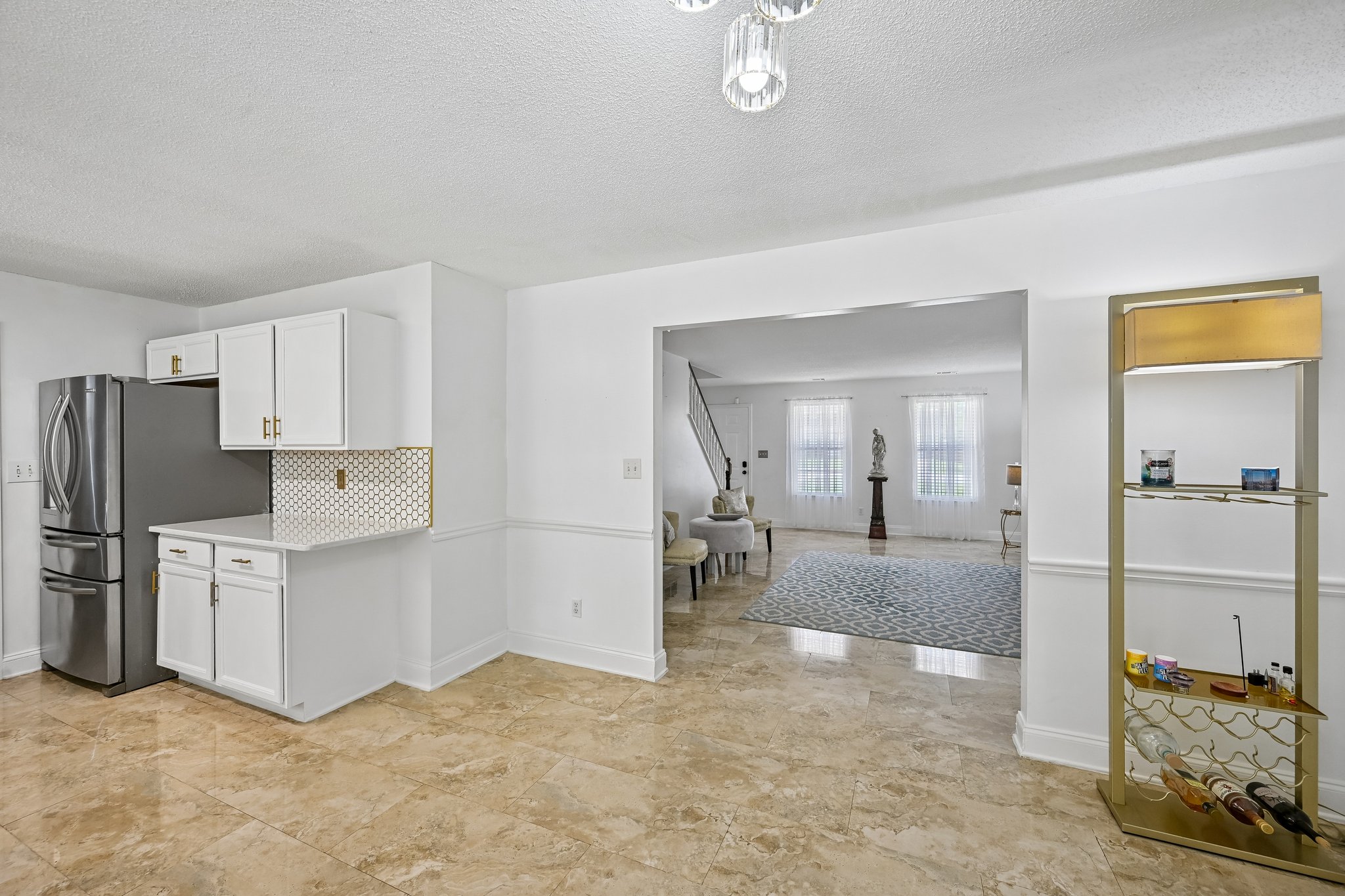 Creekview Dr-S2208-022.jpg