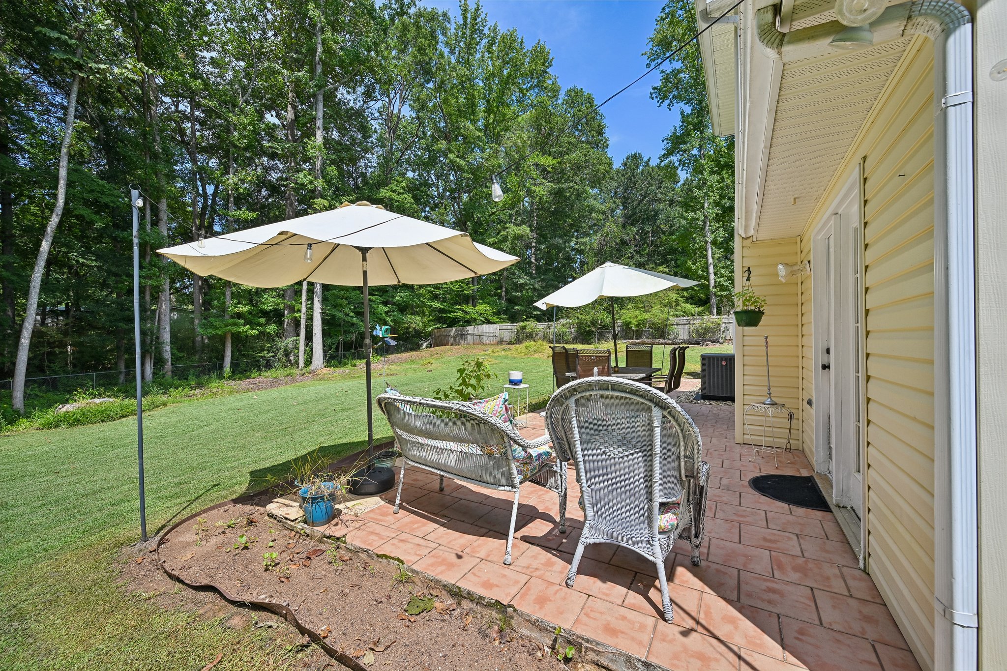 Creekview Dr-S2208-068.jpg