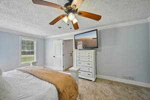 Creekview Dr-S2208-033.jpg