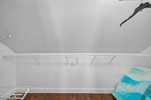 Creekview Dr-S2208-042.jpg