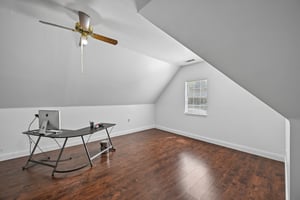 Creekview Dr-S2208-053.jpg