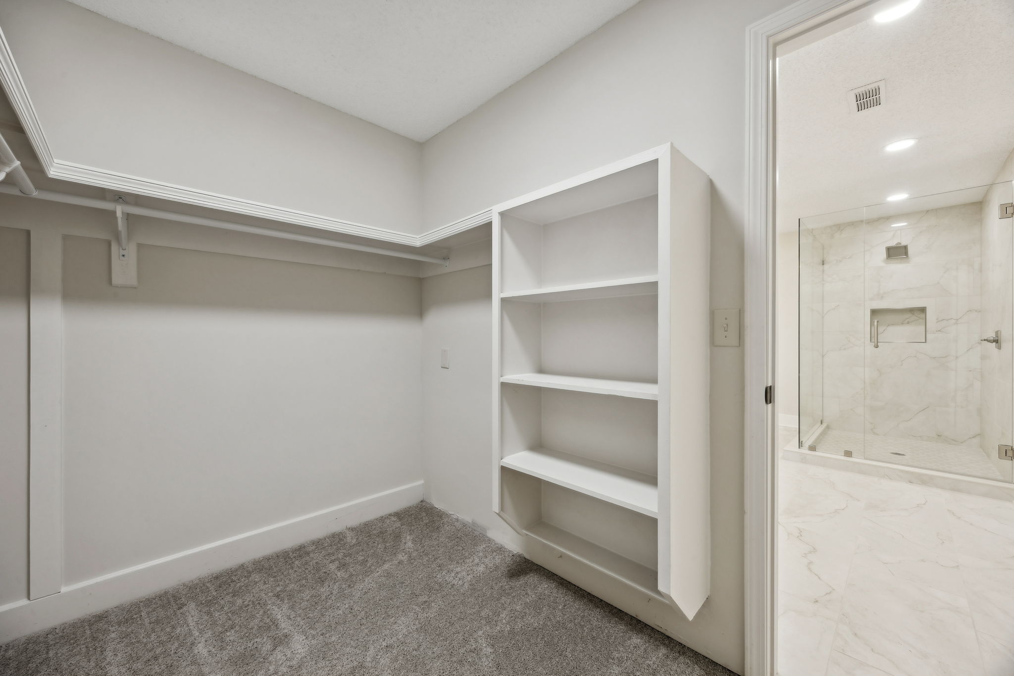 Primary Bedroom Closet