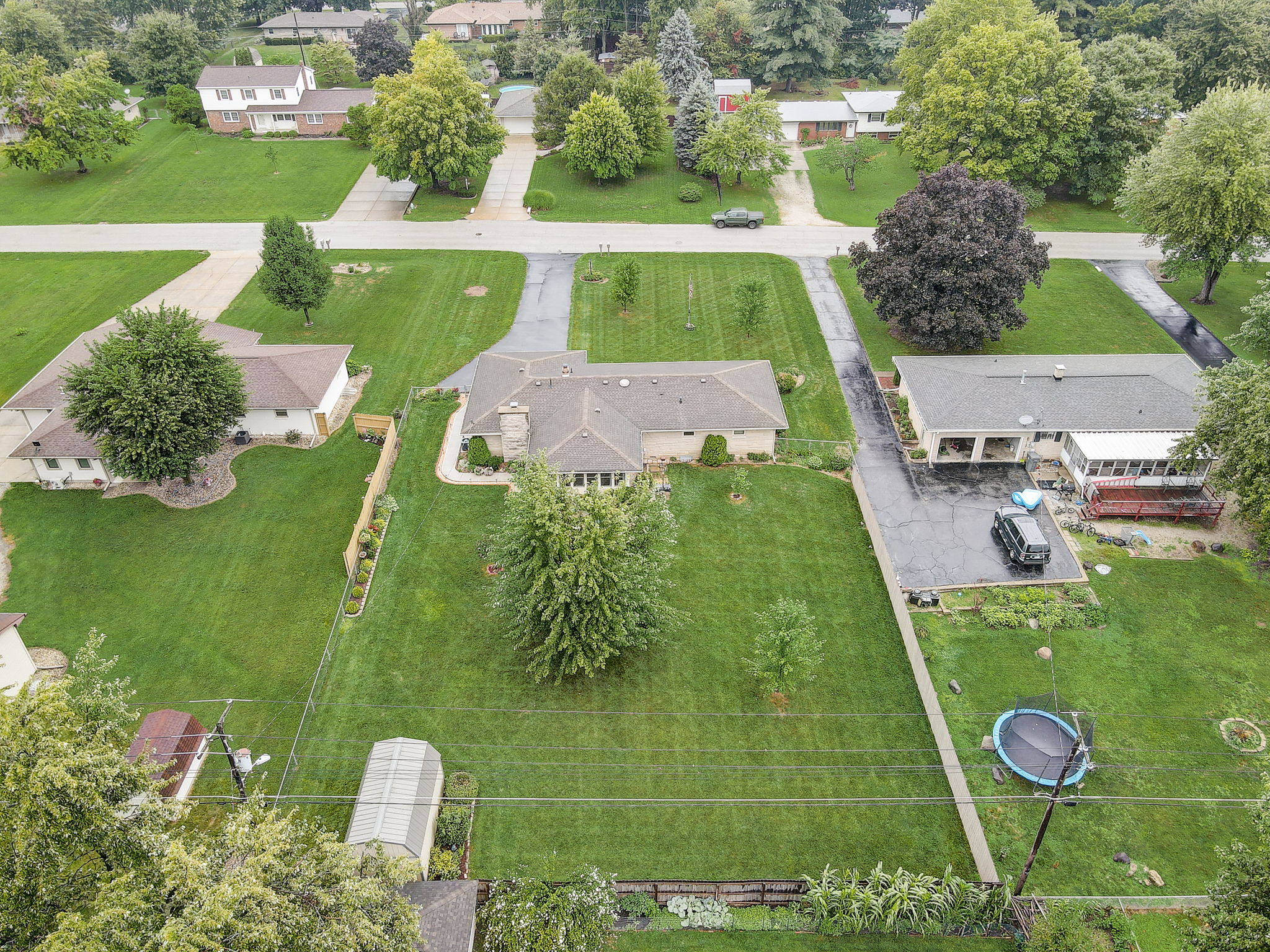 E Hickory Ln-052