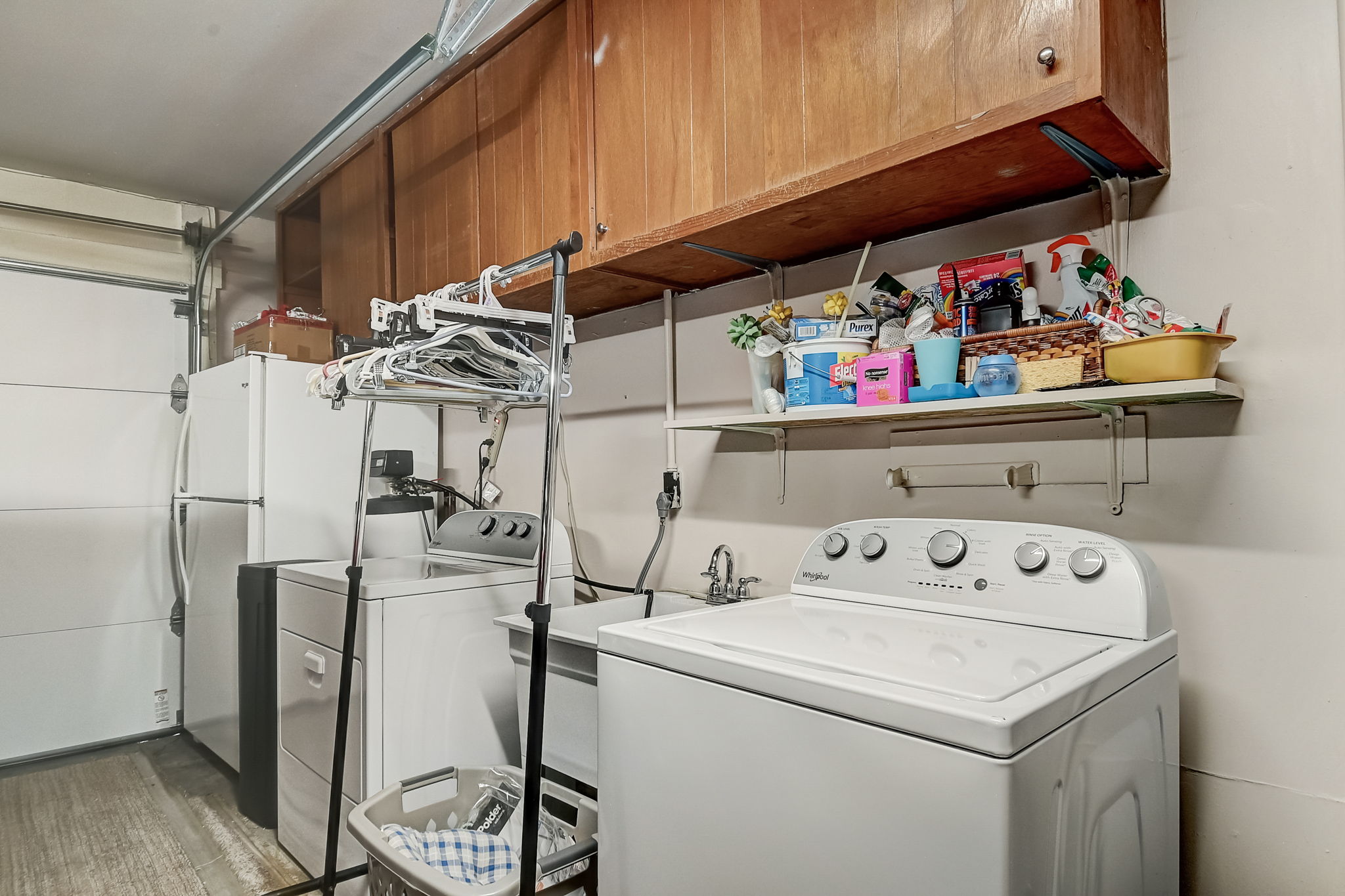E Hickory Ln-036