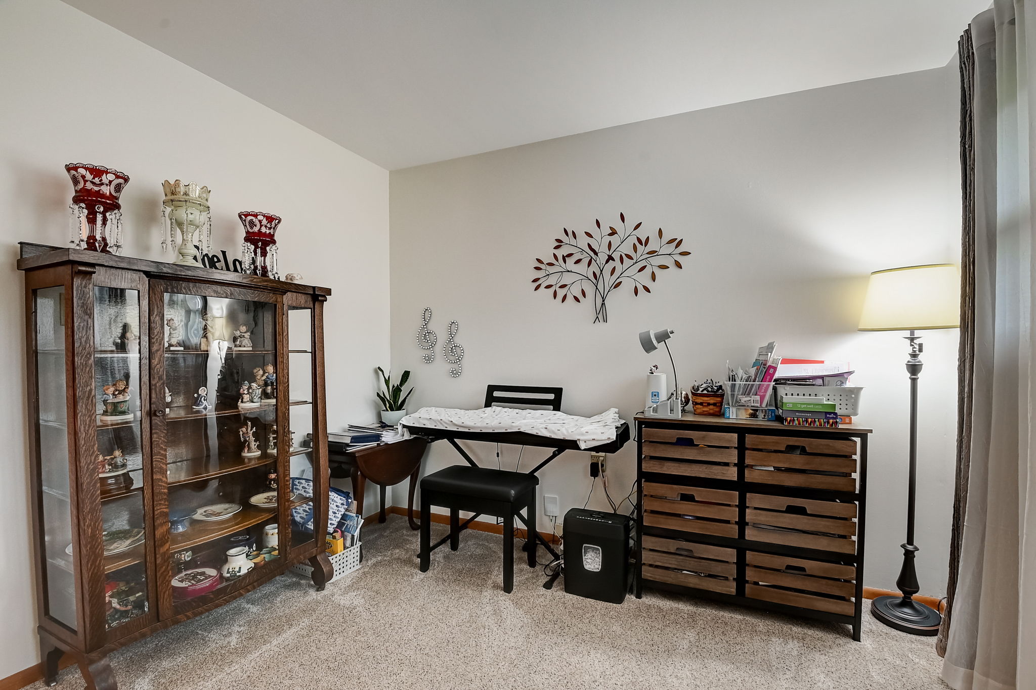 E Hickory Ln-022