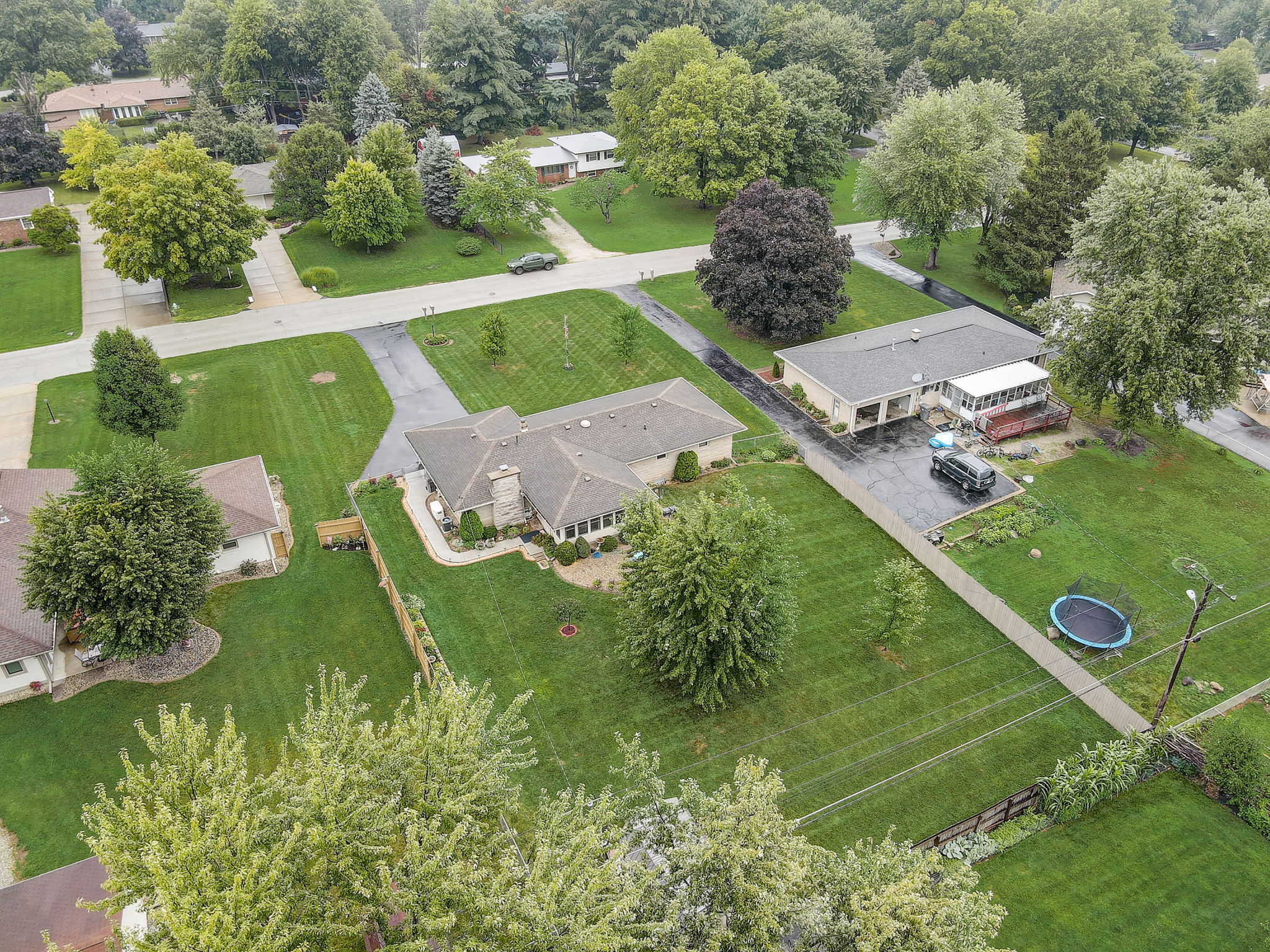E Hickory Ln-051