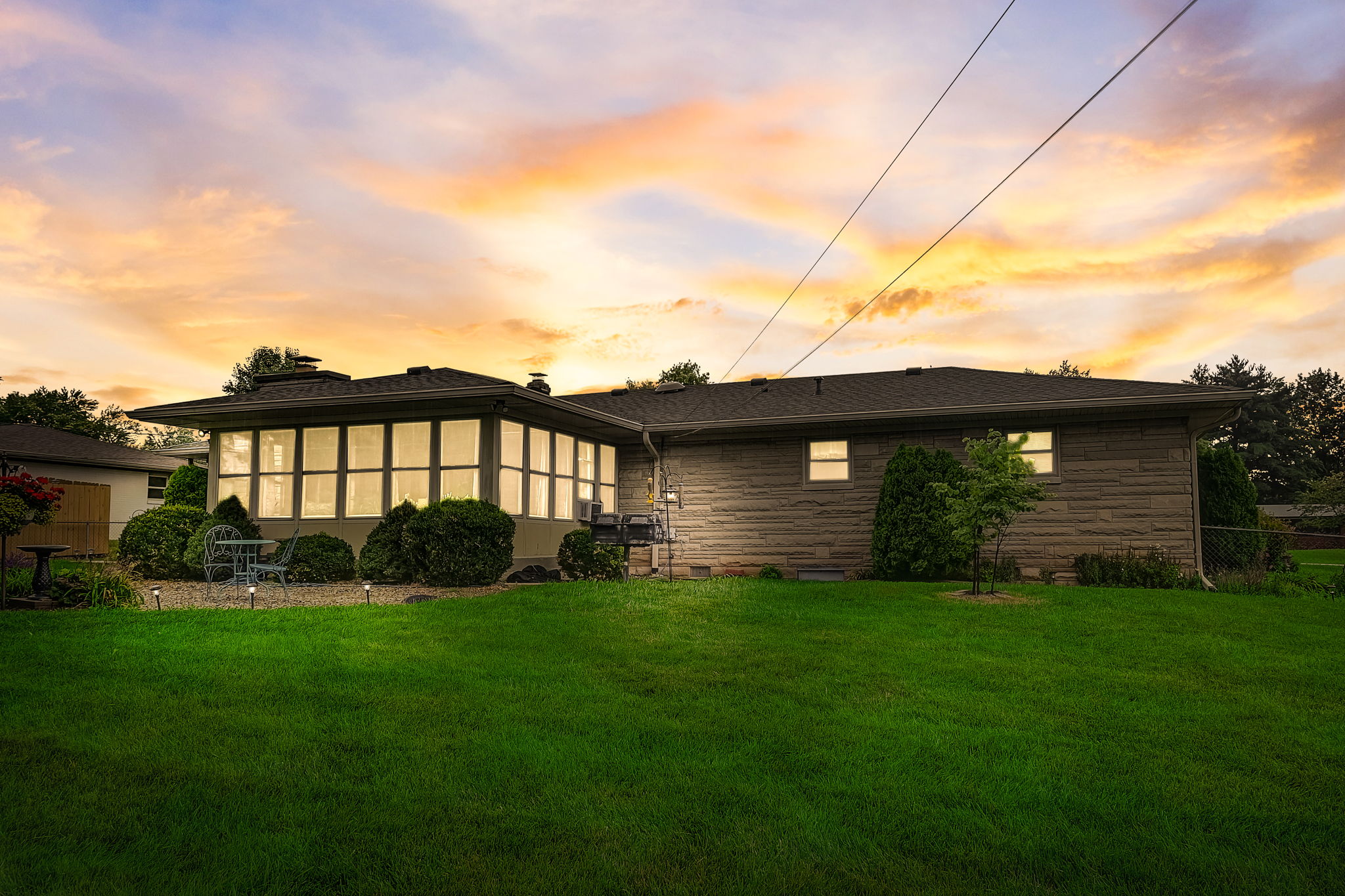 E Hickory Ln - VT-002