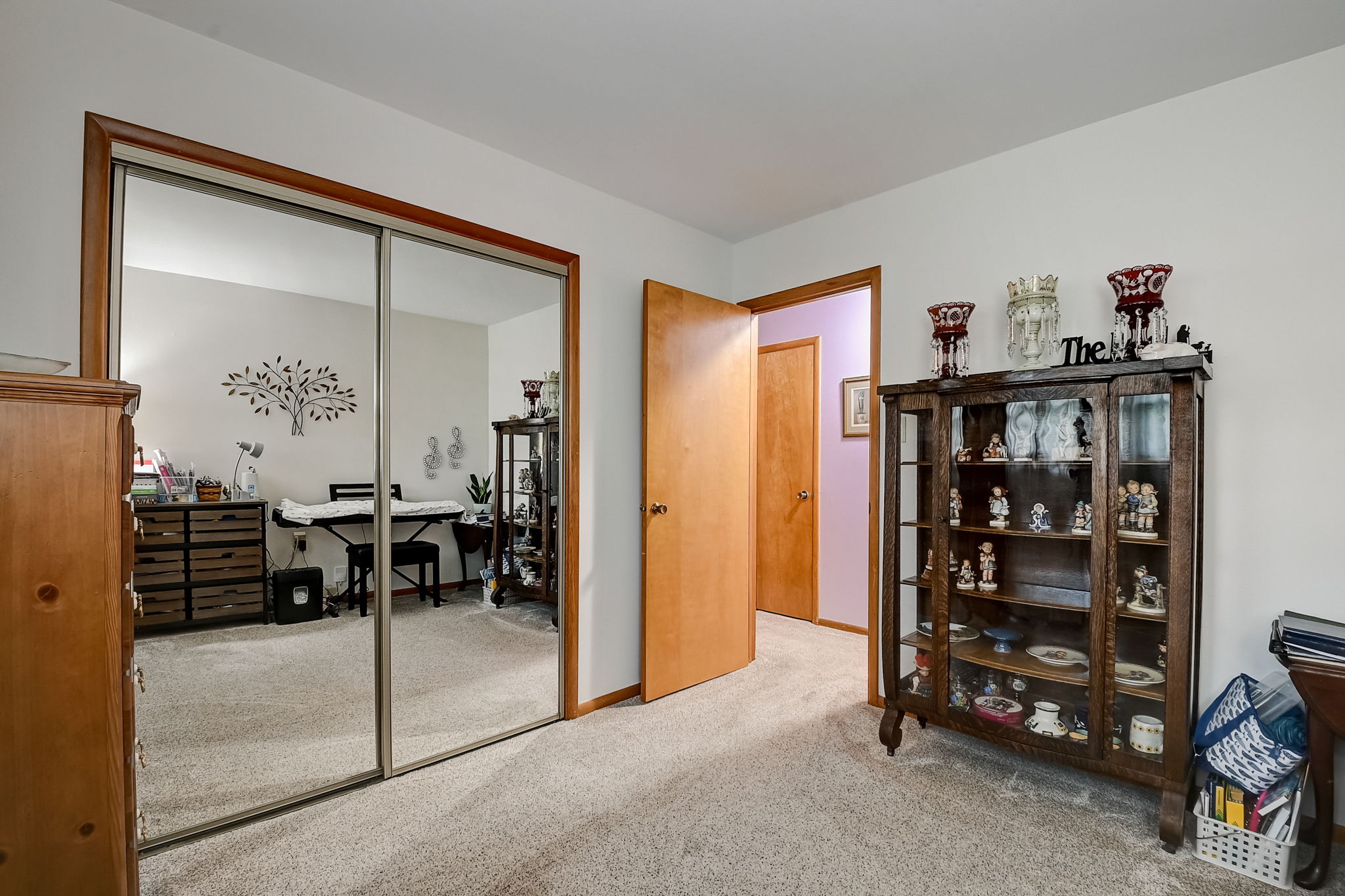 E Hickory Ln-021