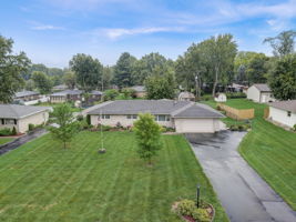 E Hickory Ln-045