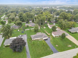 E Hickory Ln-050