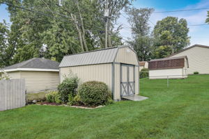 E Hickory Ln-043
