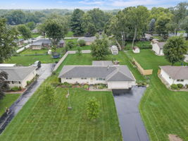 E Hickory Ln-046