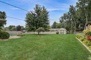 E Hickory Ln-039
