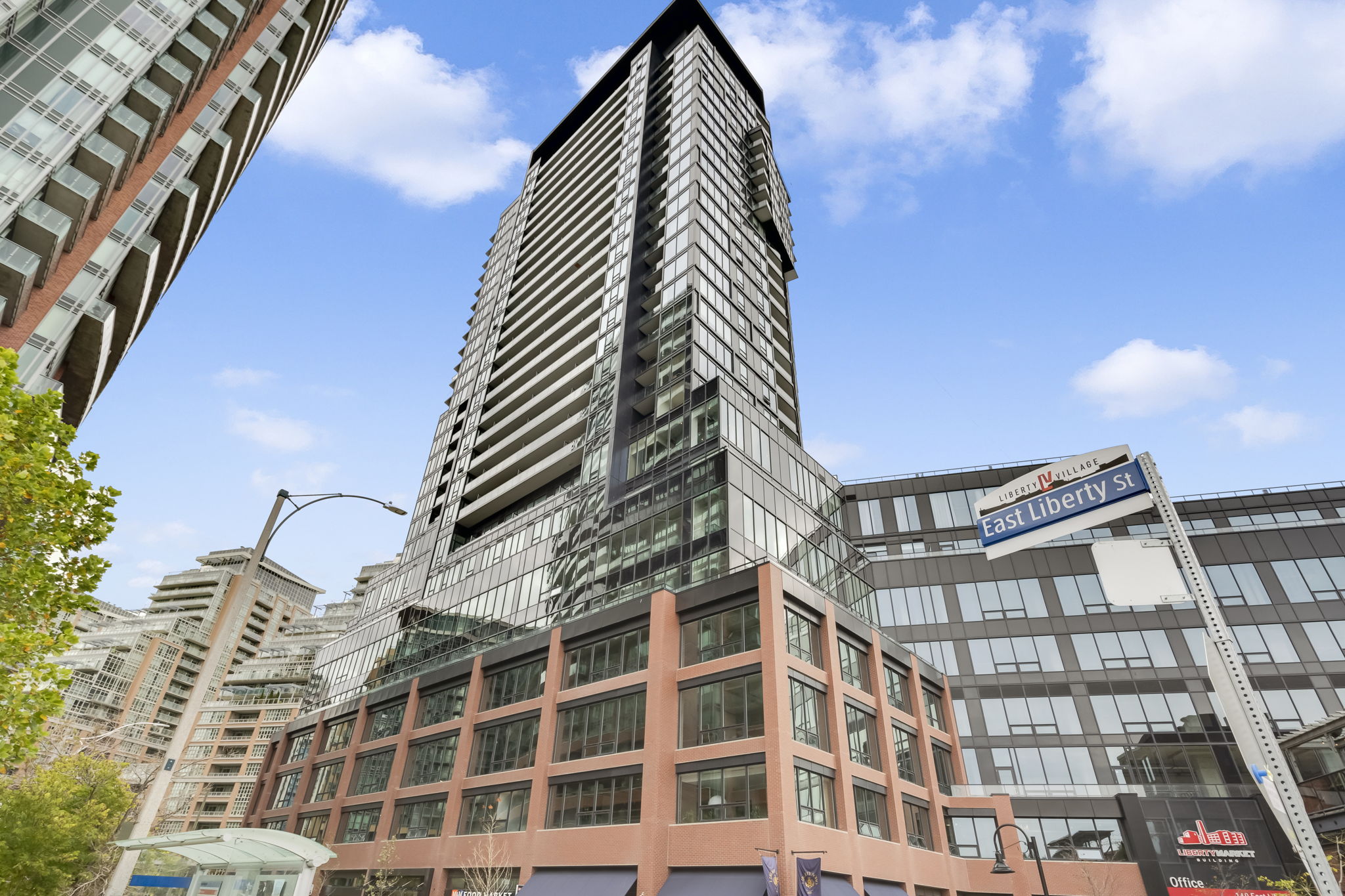 135 E Liberty St Unit 714 Toronto, ON M6K 0G7