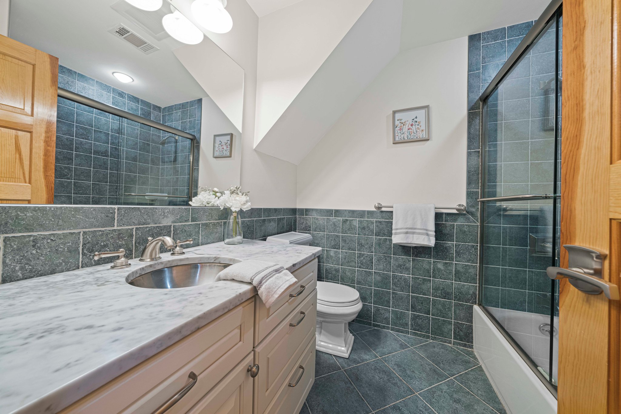 135 Lagrange St, Chestnut Hill, MA 02467, USA Photo 32