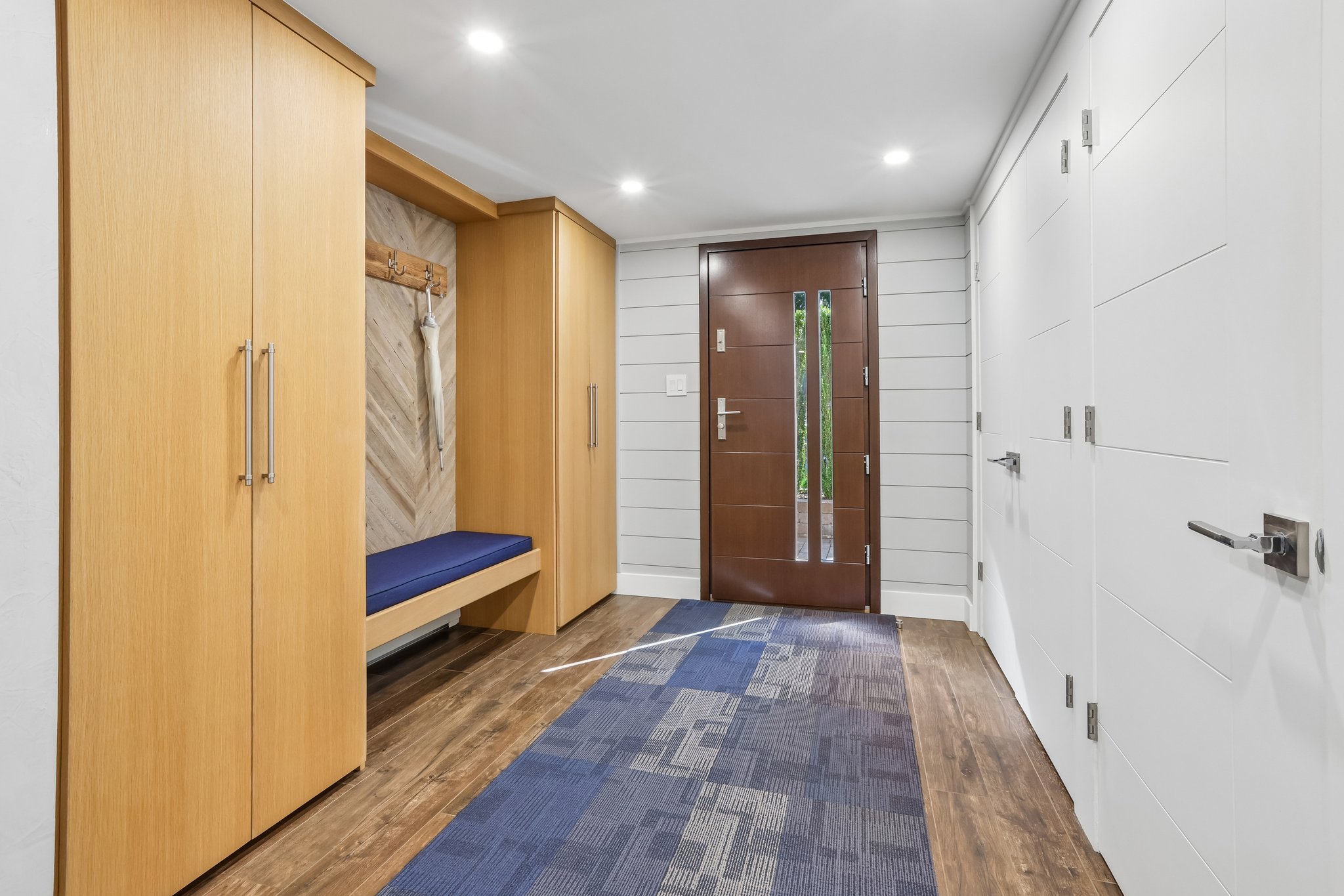 Locust Dr-S2407-047.jpg
