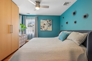Locust Dr-S2407-034.jpg