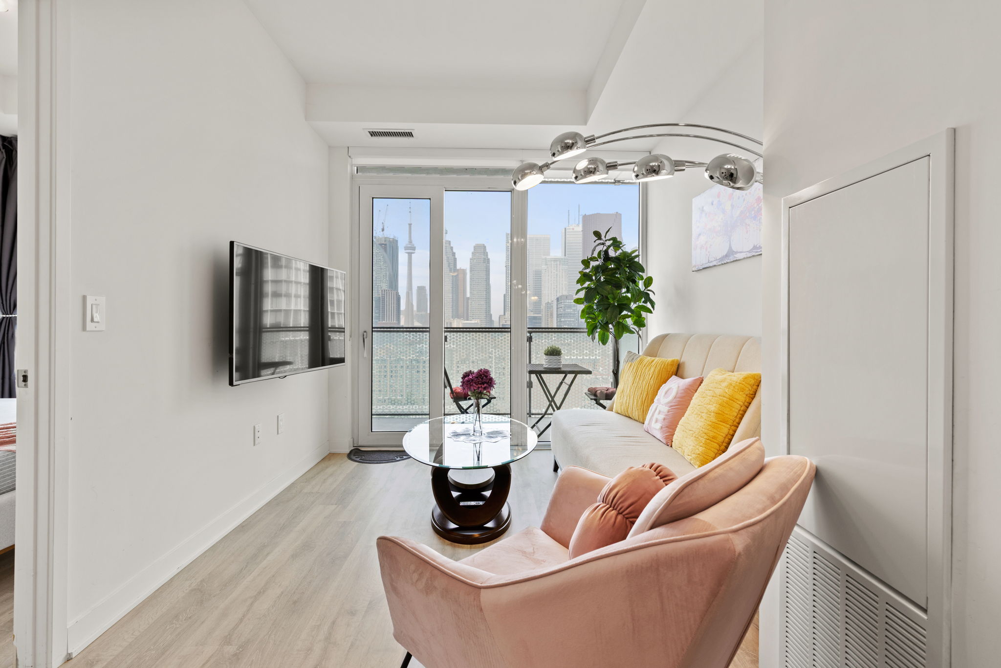 Toronto property showcase — delivered property photograph 3