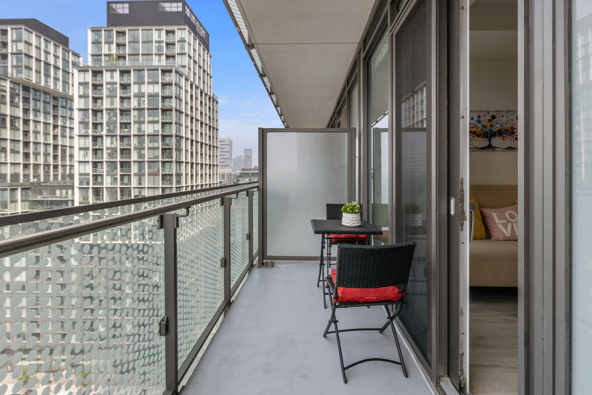 Toronto property showcase — delivered property photograph 32