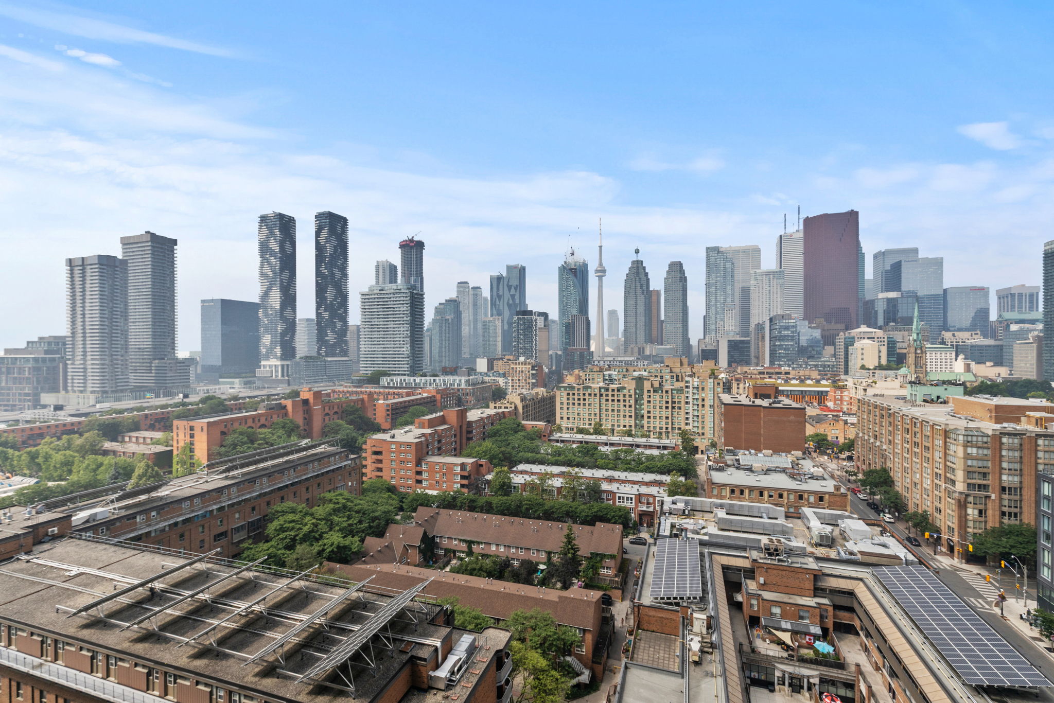 Toronto property showcase — delivered property photograph 34