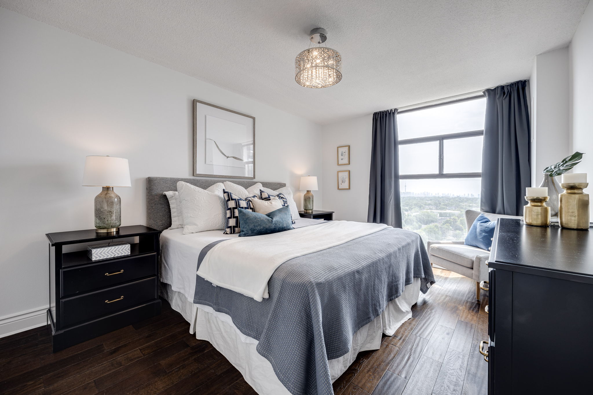 Toronto property showcase — delivered property photograph 27