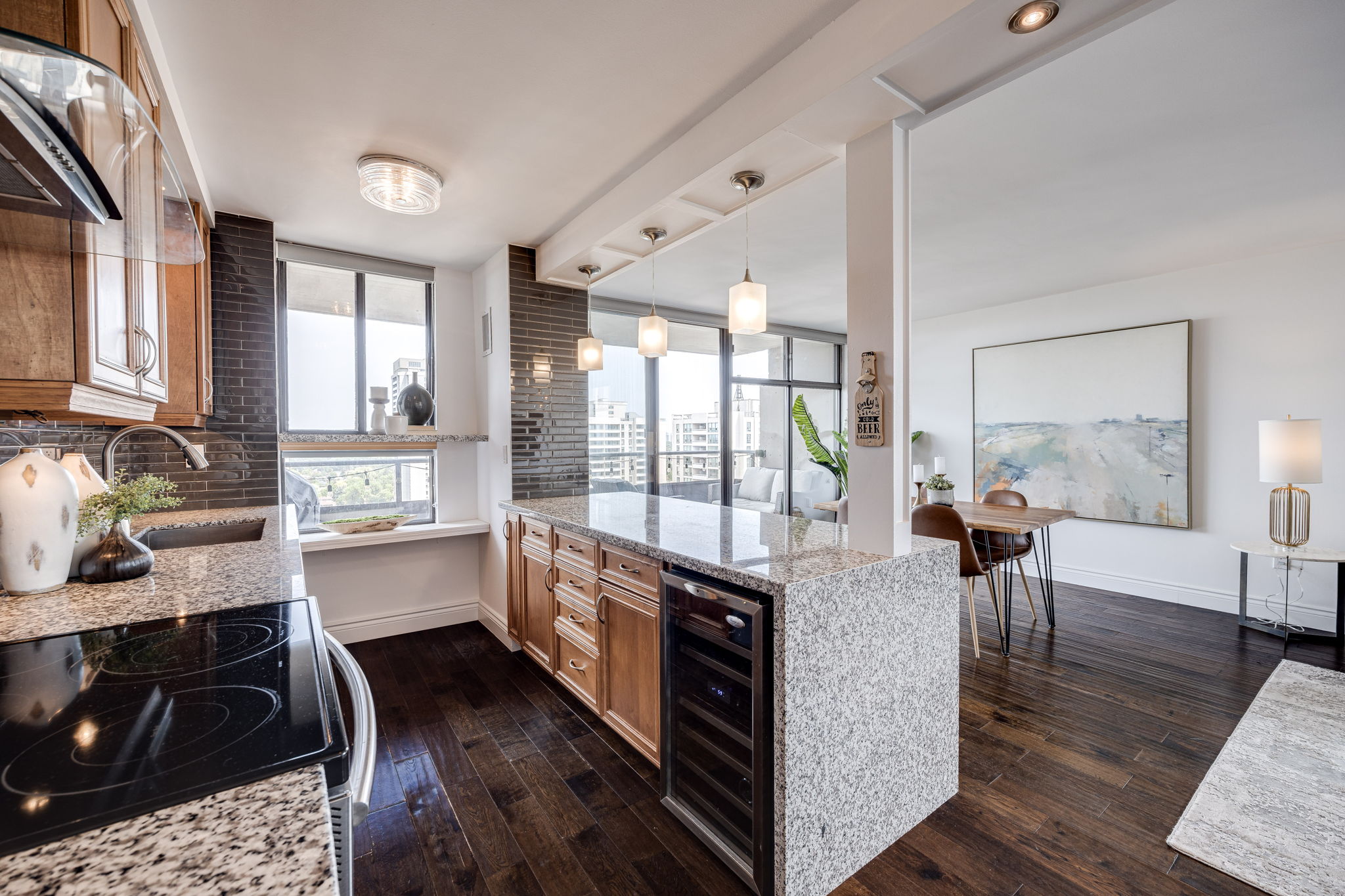 Toronto property showcase — delivered property photograph 16