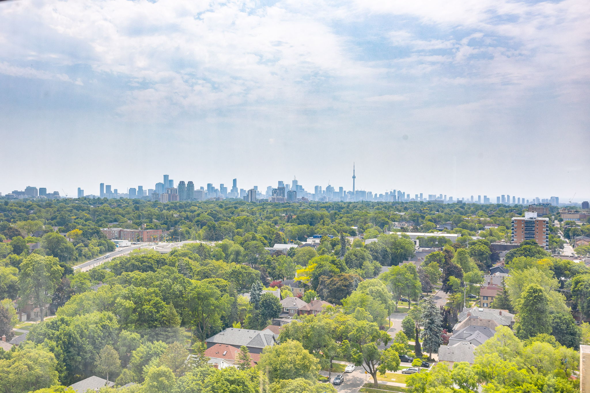 Toronto property showcase — delivered property photograph 26