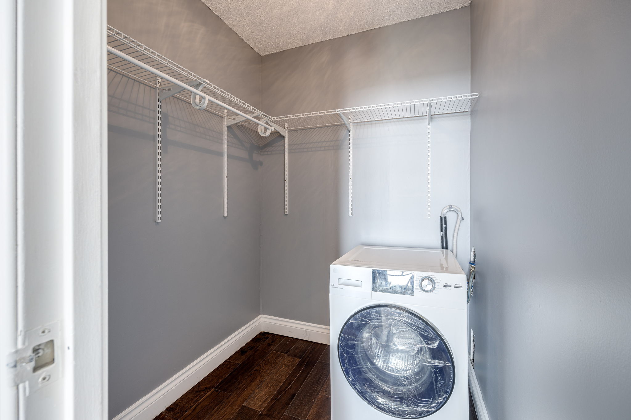 Toronto property showcase — delivered property photograph 32