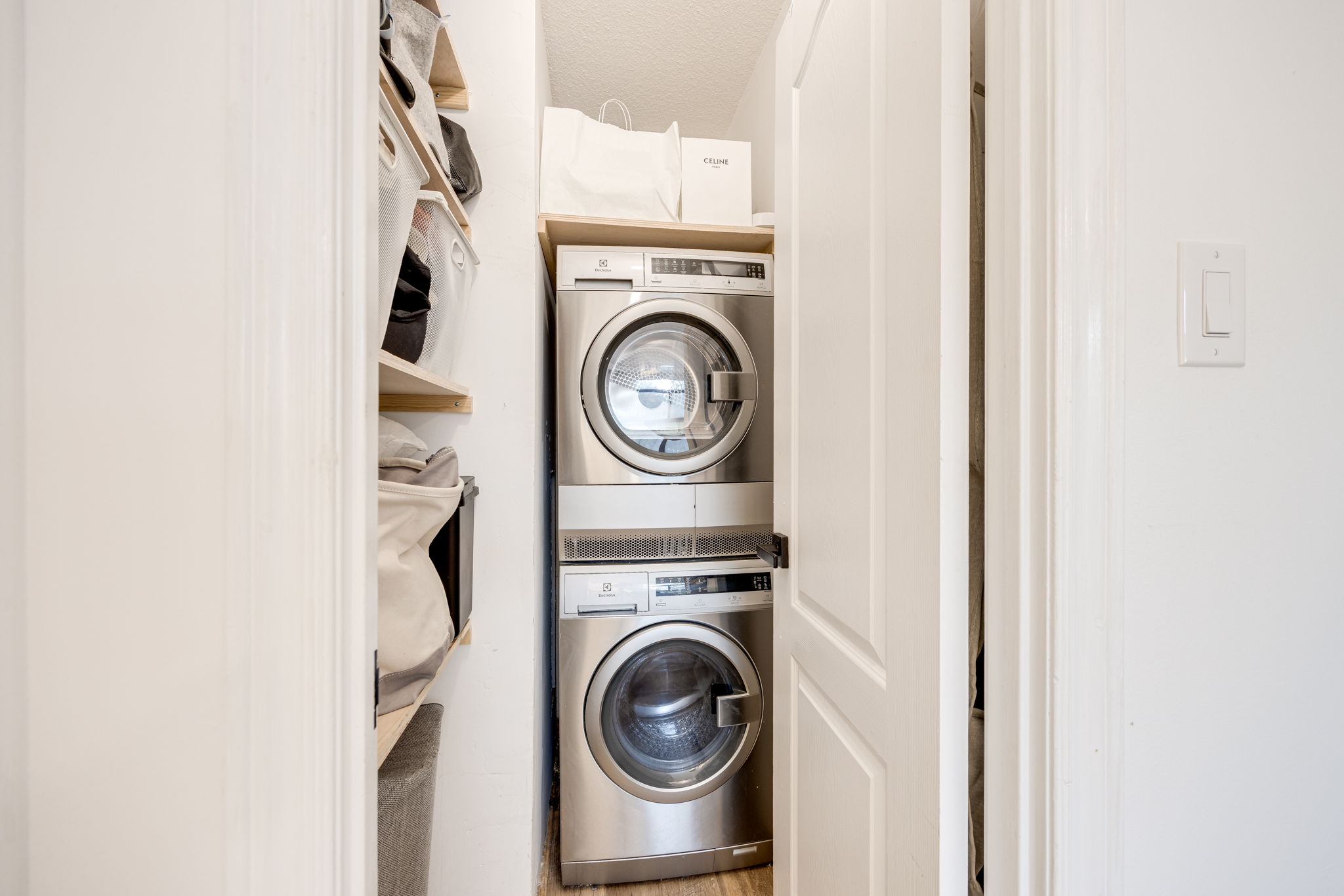 Toronto property showcase — delivered property photograph 35
