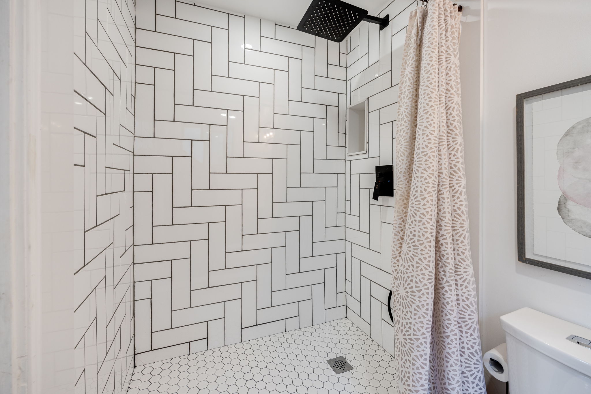 Toronto property showcase — delivered property photograph 34