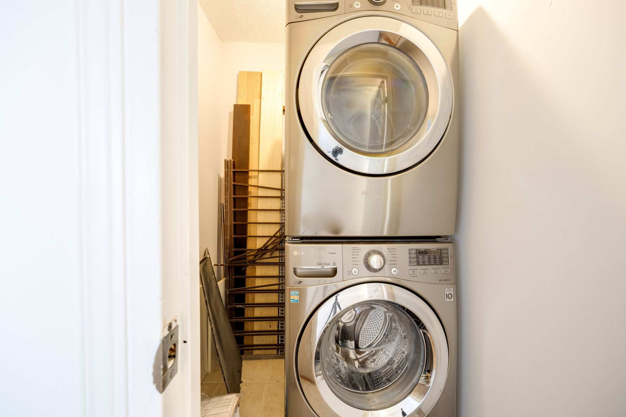 Toronto property showcase — delivered property photograph 26