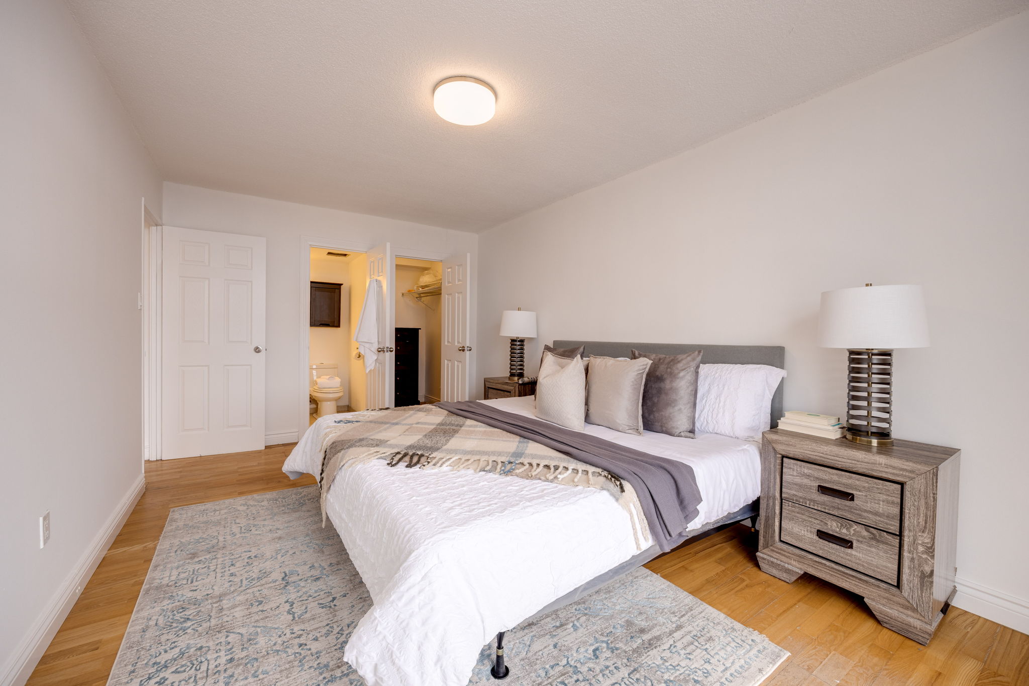 Toronto property showcase — delivered property photograph 24