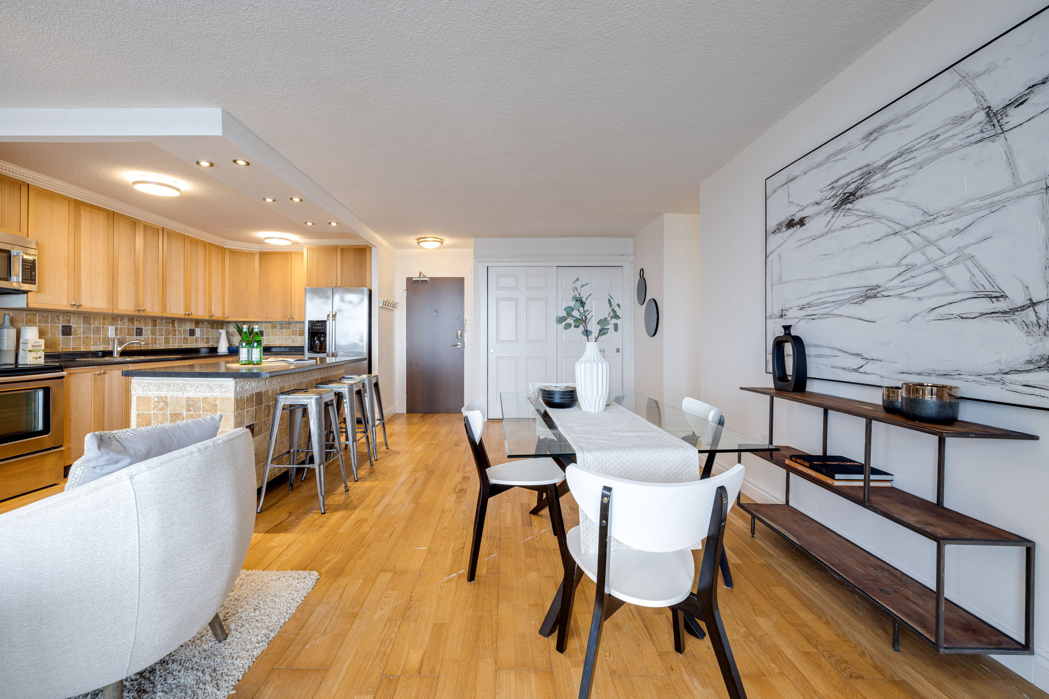 Toronto property showcase — delivered property photograph 15