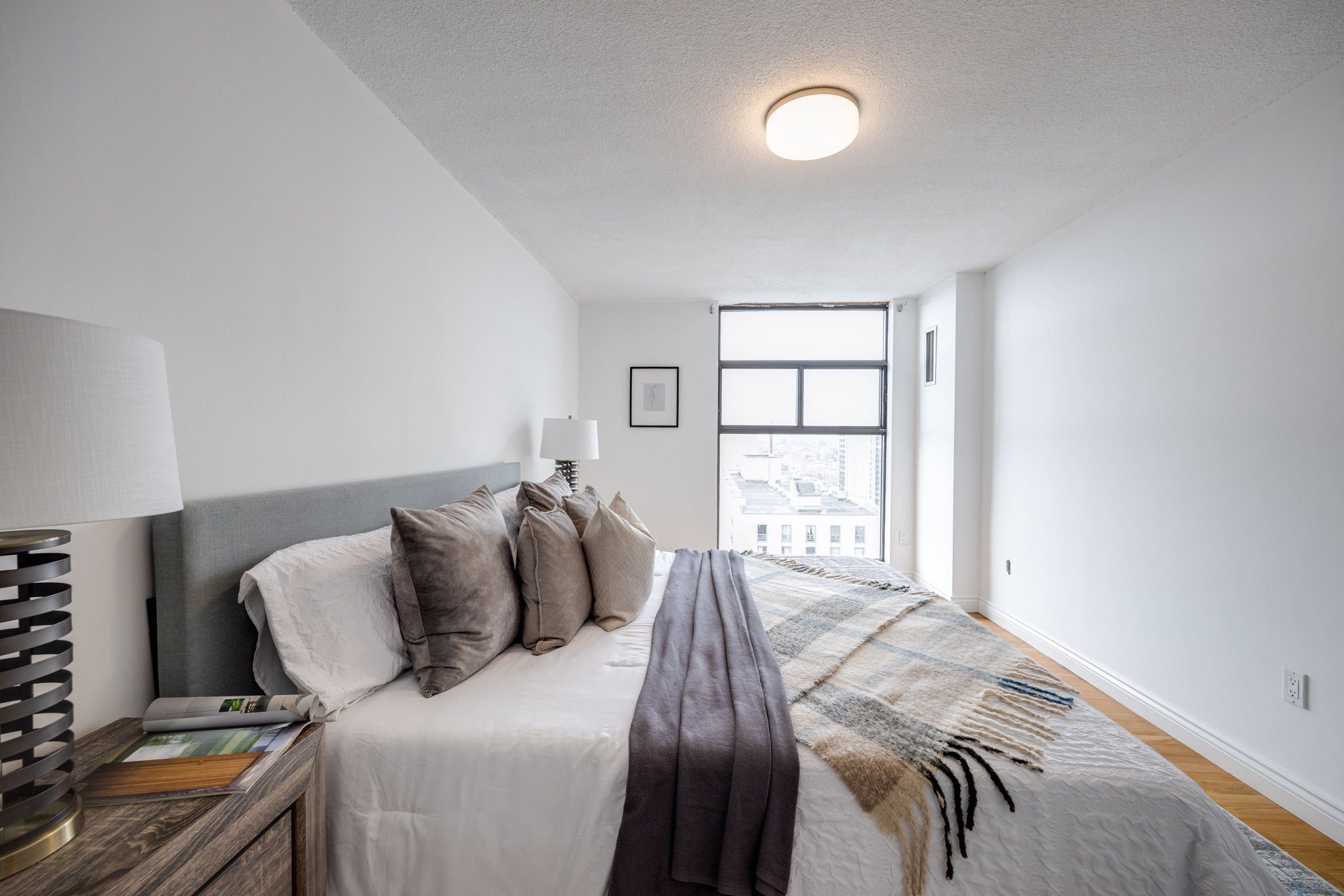 Toronto property showcase — delivered property photograph 22