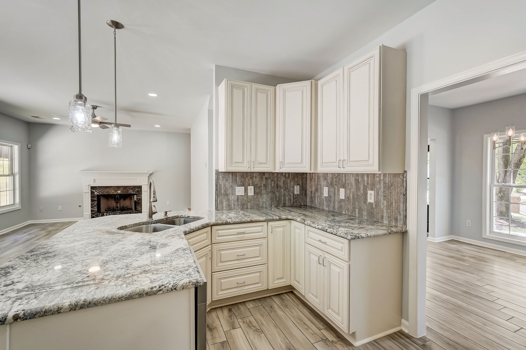Rexford Ln-017